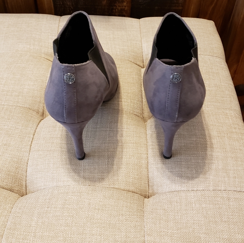 Boots - Picture 2 of 3